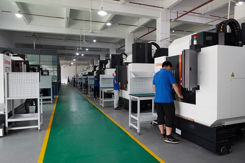 3 axis,4 axis, and 5 axis CNC Machining workshop of CNC Precision Machining 